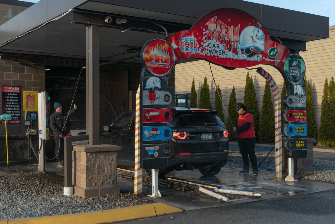 PREPARING YOUR VEHICLE FOR YOUR WASH: